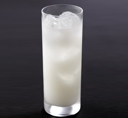 可尔必思汽酒